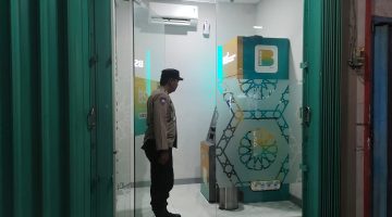 “Polsek brondong,Polres lamongan Berikan Rasa aman kepada warga Antara lain patroli obyek vital untuk mencegah 4C”
