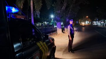 “Polsek Kedungpring polres lamongan giat patroli perintis presisi antisipasi Hitam-Hitam diwilayah hukum polsek Kedungpring “