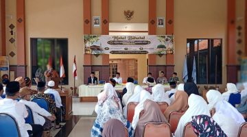 “GIAT HALAL BIHALAL KELUARGA BESAR IKATAN PERSAUDARAAN HAJI INDONESIA  (IKPHI) KEDUNGPRING”