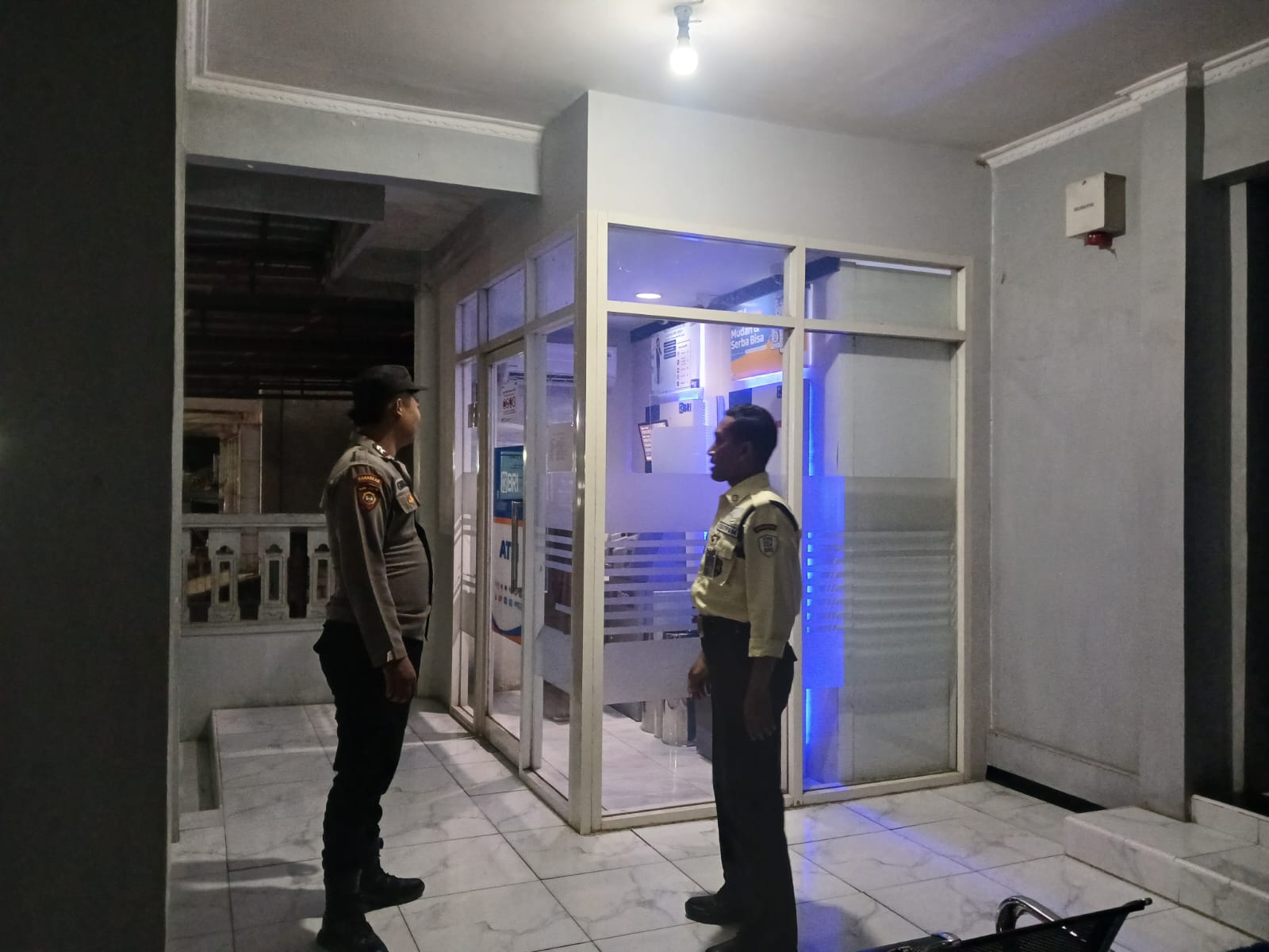 Polsek modo gelar patroli ke tempat obyek vital ciptakan situasi keamanan wilayah yang aman dan kondusif di wilayah modo.