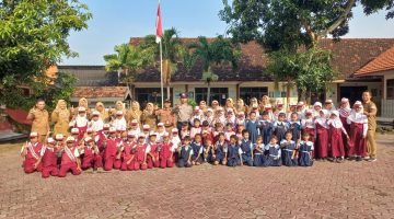 “KEGIATAN POLICE GOES TO SCHOOL SD NEGERI MAINDU DESA MAINDU KEC KEDUNGPRING”