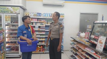 Polsek glagah polres lamongan gelar patroli obyek vital.
